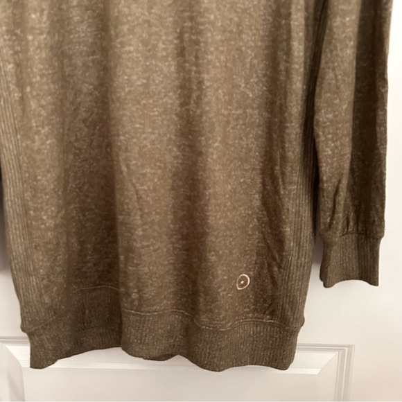 Sunday citizen Olive Cozy Soft Cosset Lazy Sweater Dress - Picture 8 of 9